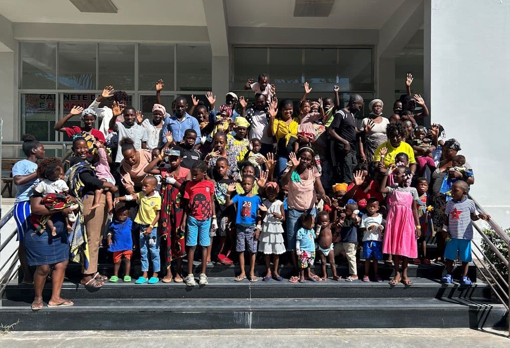 angola-klinikum-pro-interplast-stehn-wildfeuer (1)