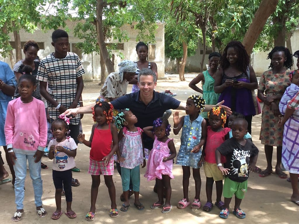 angola-klinikum-pro-interplast-stehn-wildfeuer (5)