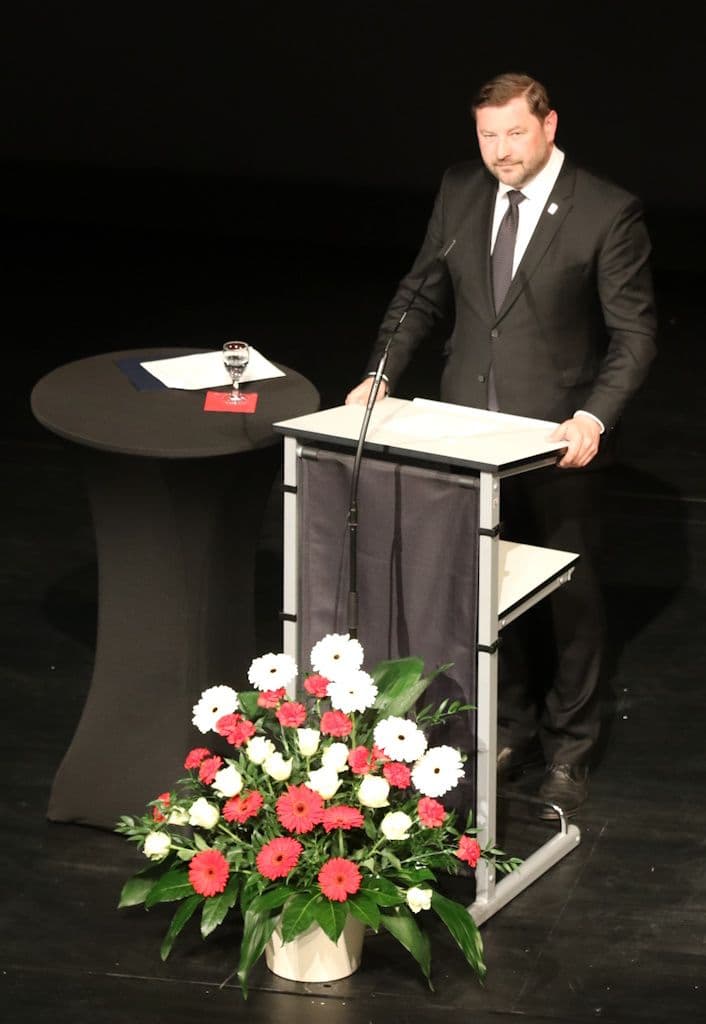 brandanschlag-gedenken-theater-2023-steinmeier (11)