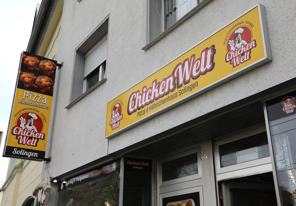 chicken-welt-imbiss-focher-strasse (1)