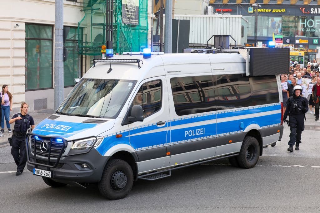 demonstrationen-solingen-innenstadt-polizei-august-2024 (12)