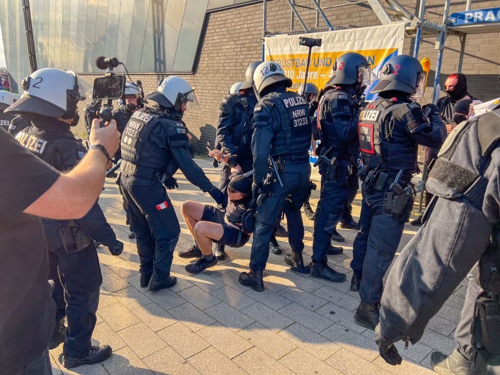 demonstrationen-solingen-innenstadt-polizei-august-2024 (3)