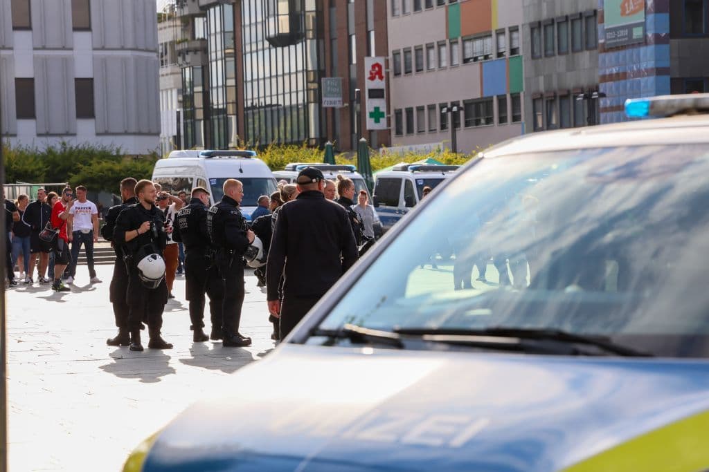 demonstrationen-solingen-innenstadt-polizei-august-2024 (4)