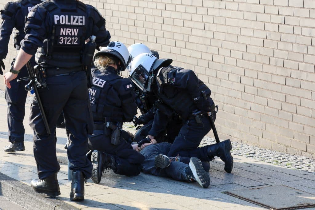 demonstrationen-solingen-innenstadt-polizei-august-2024 (6)