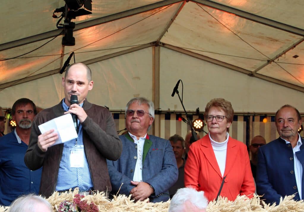 Daniel Struck führte durch das Programm des ersten Festtages. (Foto © Sandra Grünwald)