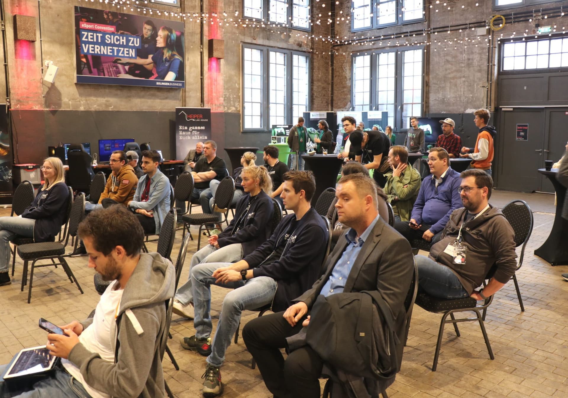 esport-convention-alte-maschinenhalle-gut (11)