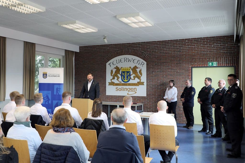 feuerwehr-grundlehrgang-brandmeister-maerz-2014 (2)