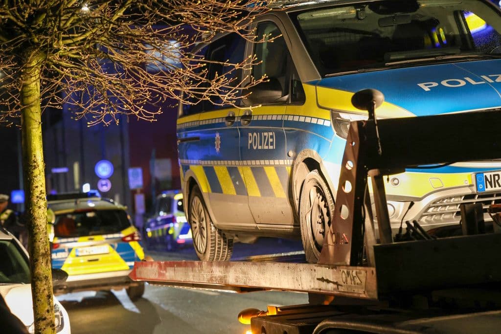 Streifenwagen in Solingen verunfallt