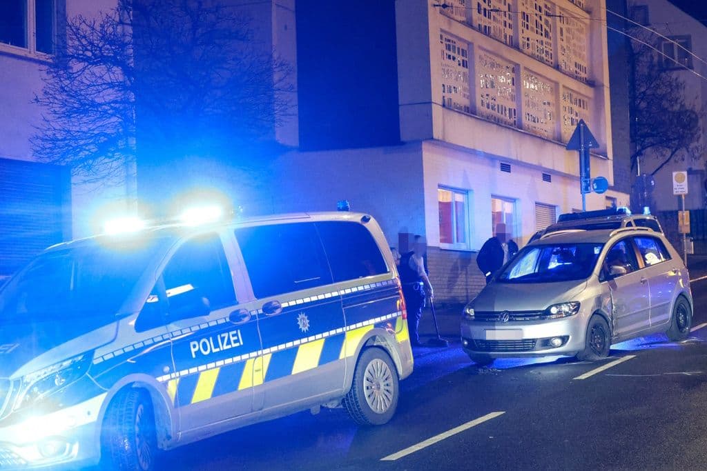 Streifenwagen in Solingen verunfallt