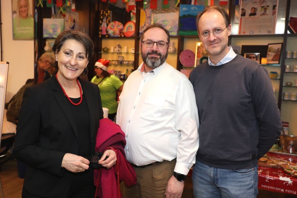 helfende-schirme-solingen-nikolaus-dezember-2025 (24)