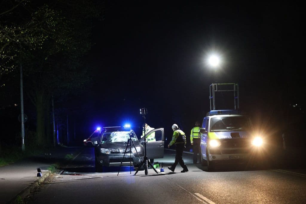hoehscheid-verkehrsunfall-neuenkamper-strasse (8)