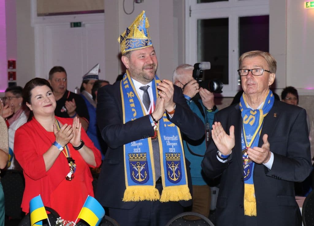karneval-prinzenproklamation-2022-walder-stadtsaal (1)