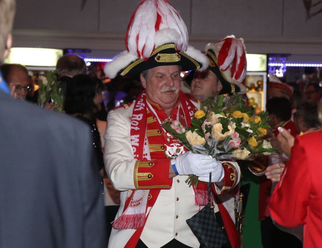 karneval-prinzenproklamation-2022-walder-stadtsaal (5)