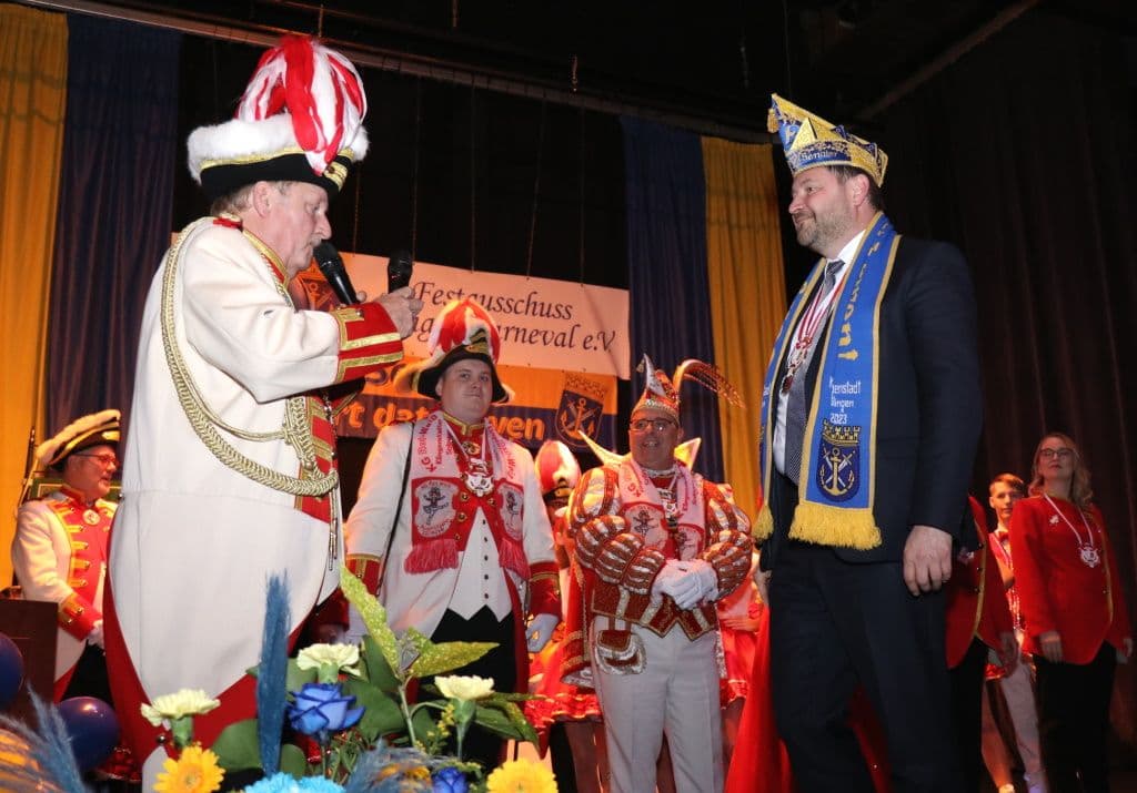 karneval-prinzenproklamation-2022-walder-stadtsaal (9)
