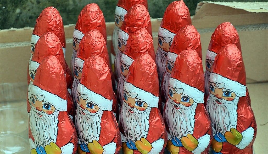 Kita Löwenzahn schmückt Weihnachtsbaum - 4