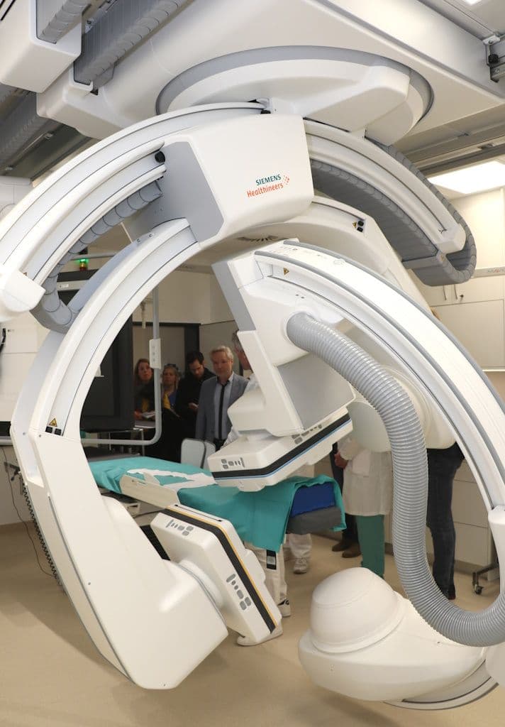 klinikum-neuroradiologie-angiographieanlage (4)
