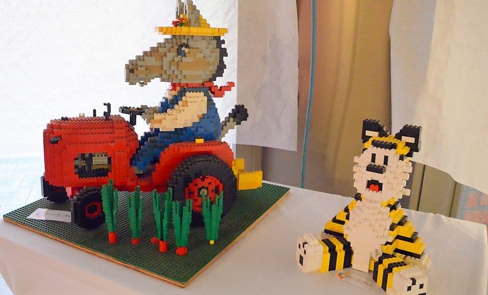 Marcel Buntenbach Brick Art - 13