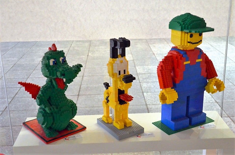 Marcel Buntenbach Brick Art - 7