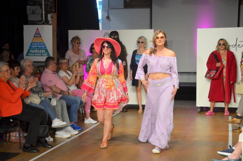 Modetrends-Modenschau-Einzelhandel - 19