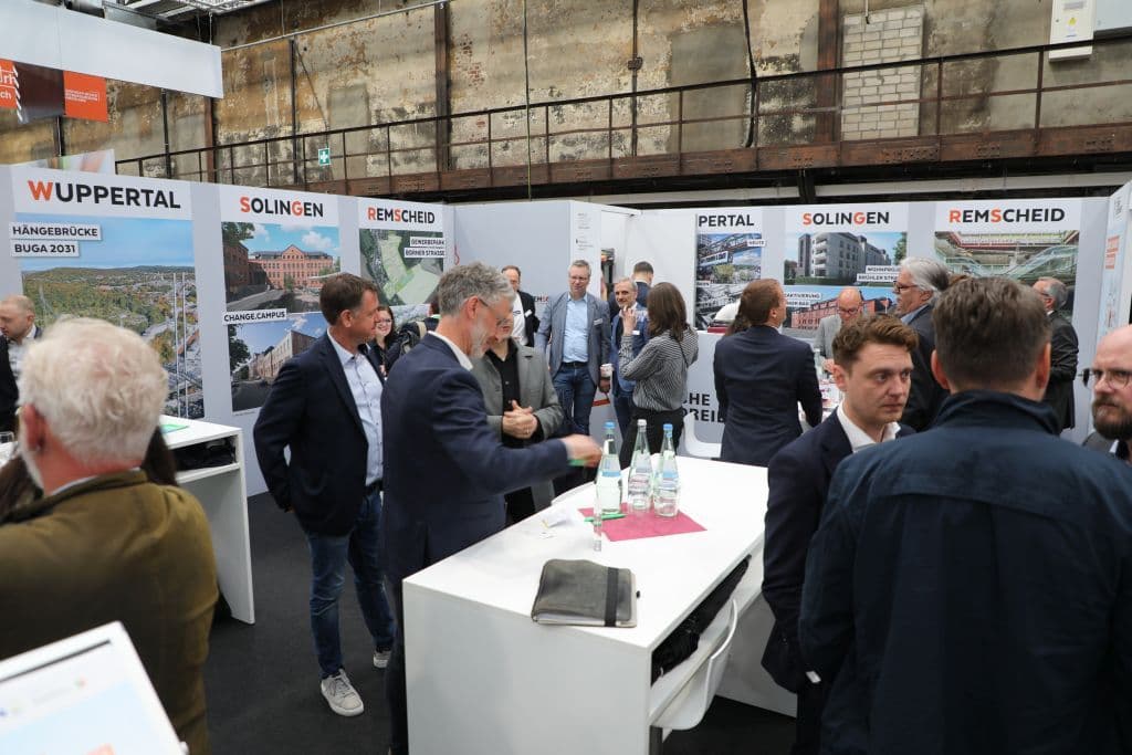 polis-duesseldorf-2026-solingen-business (8)
