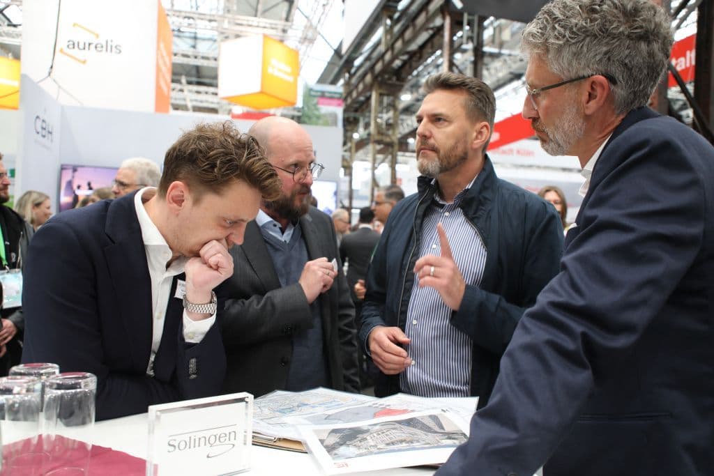 polis-duesseldorf-2026-solingen-business (9)