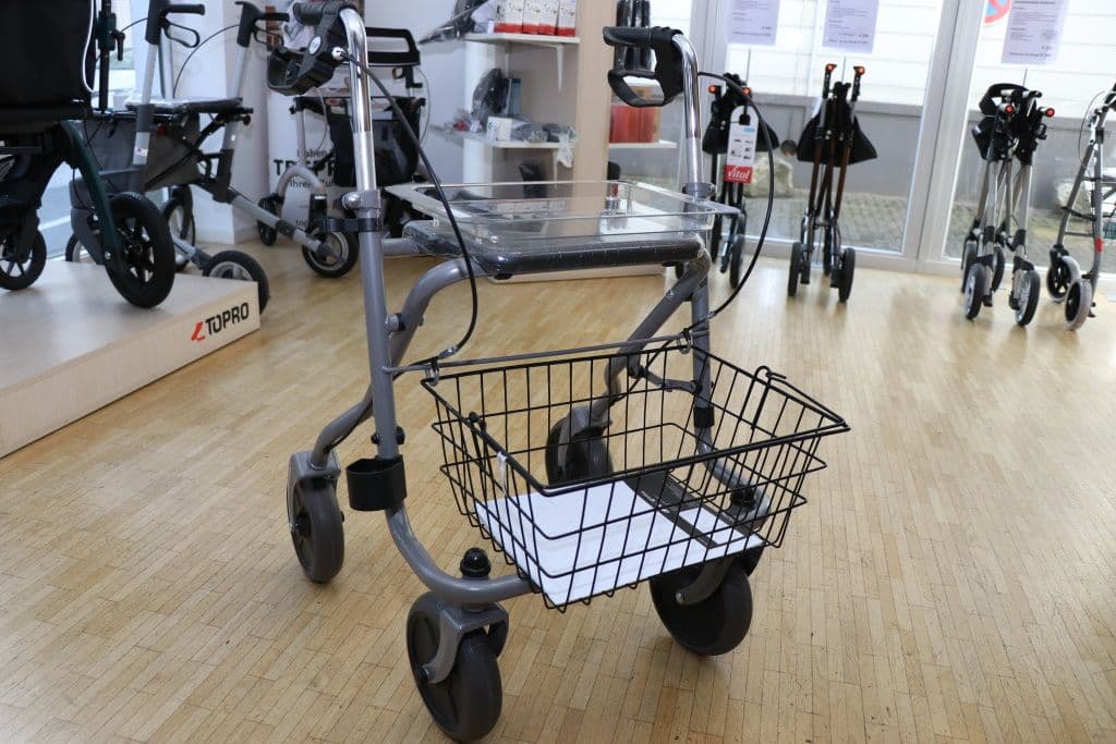 sanitaetshaus-koeppchen-rollator-gehhilfe (1)