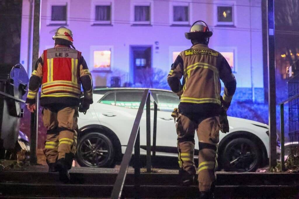 Silvesternacht 2025/2026 in Solingen - zahlreiche Einsätze für Feuerwehr und Polizei