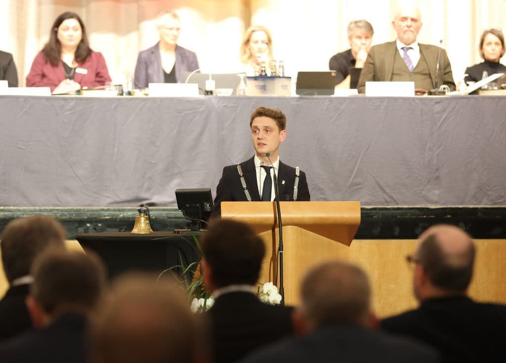 stadtrat-sitzung-konstituierende-oberbuergermeister-daniel-flemm (6)