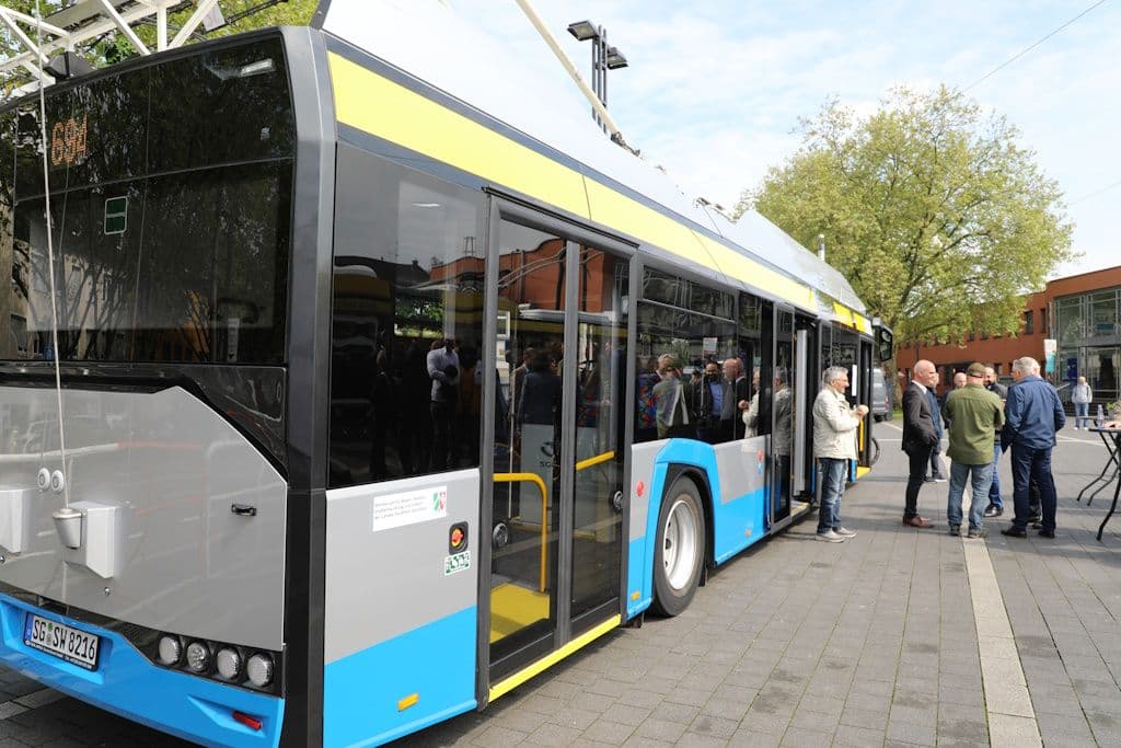 stadtwerke-sws-bob-batterie-oberleitungsbus-ohligs-minister-wissing (11)