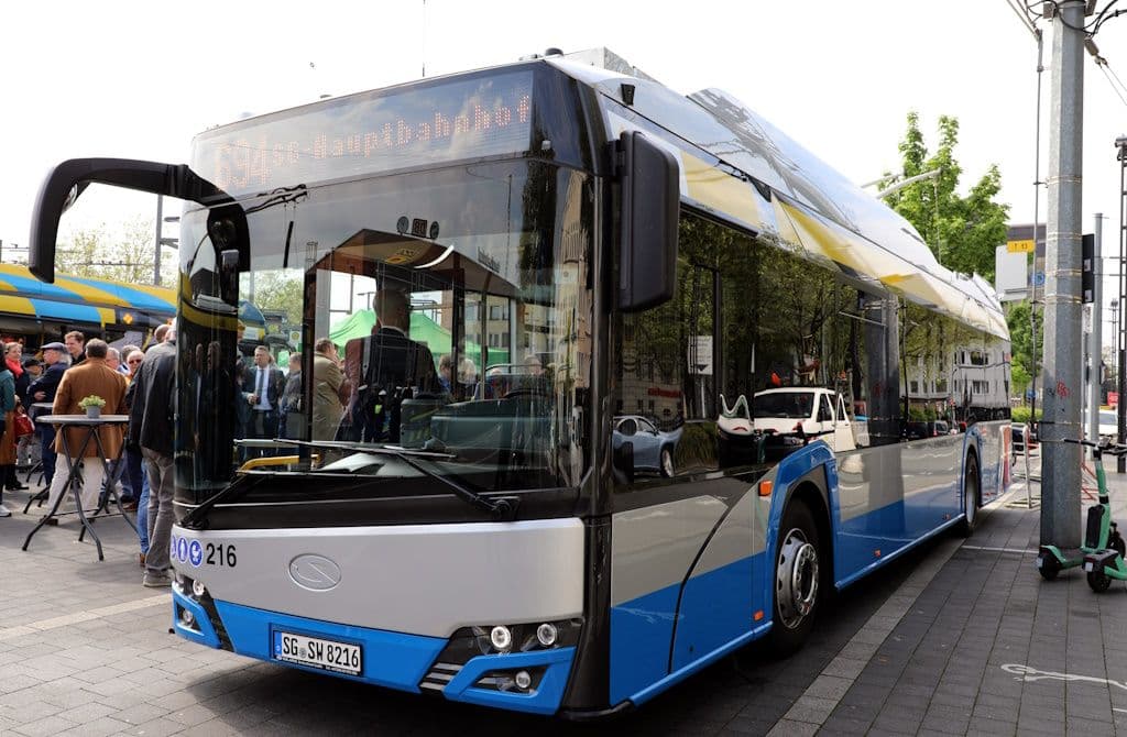 stadtwerke-sws-bob-batterie-oberleitungsbus-ohligs-minister-wissing (13)