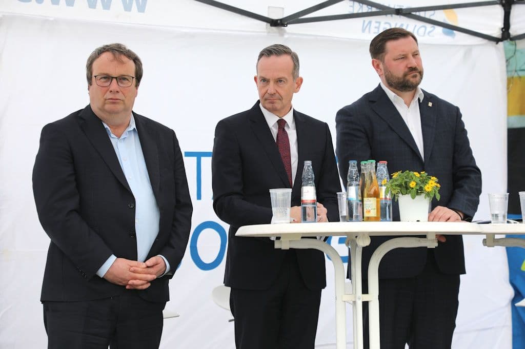 stadtwerke-sws-bob-batterie-oberleitungsbus-ohligs-minister-wissing (4)