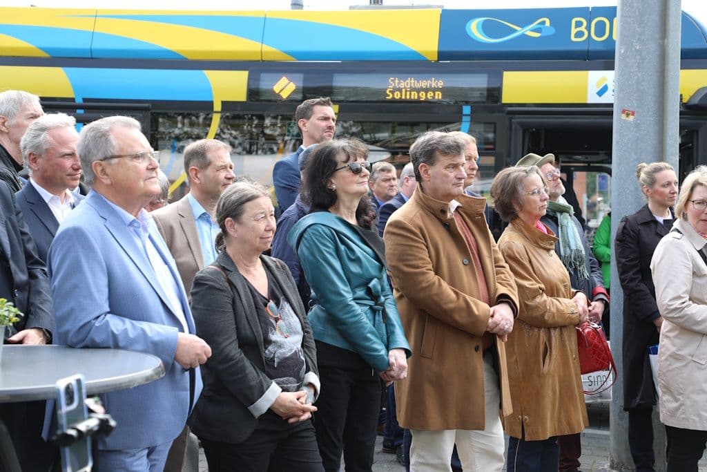 stadtwerke-sws-bob-batterie-oberleitungsbus-ohligs-minister-wissing (6)