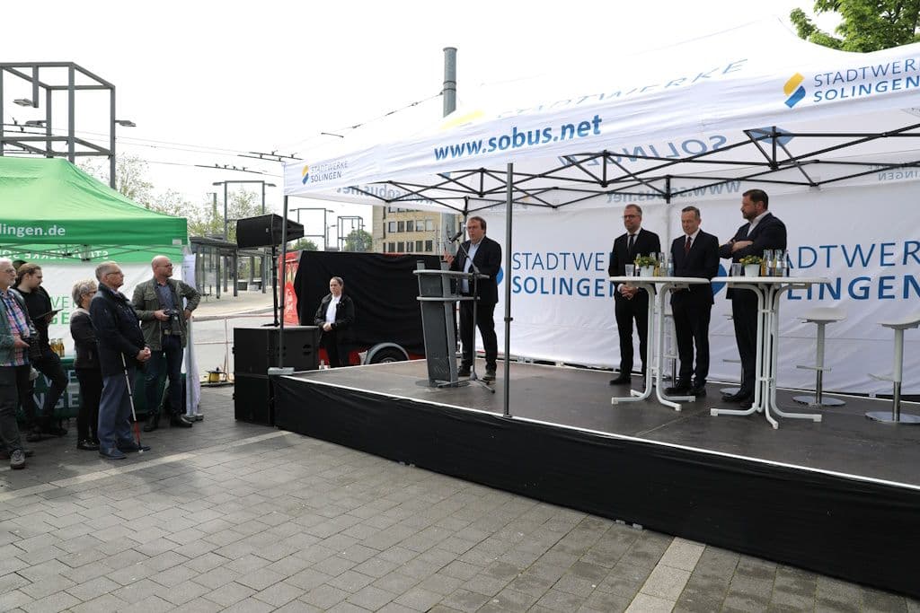 stadtwerke-sws-bob-batterie-oberleitungsbus-ohligs-minister-wissing (7)