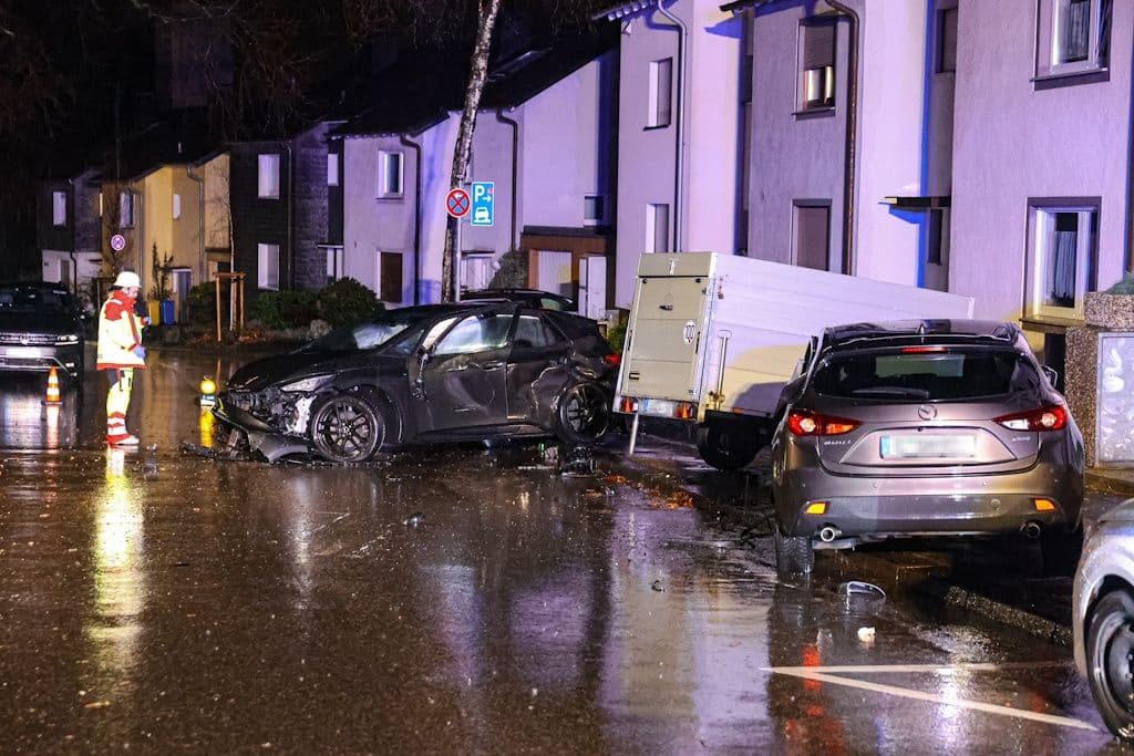Verkehrsunfall Wupperstraße Solingen