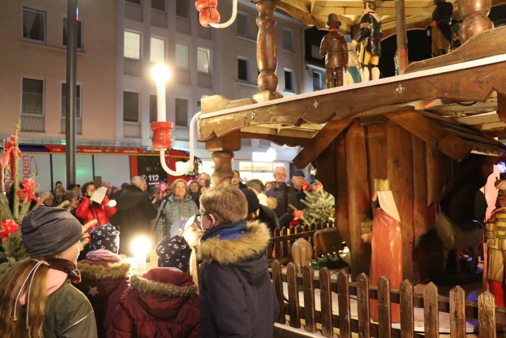 weihnachtspyramide-anschieben-alter-markt-2022 (10)