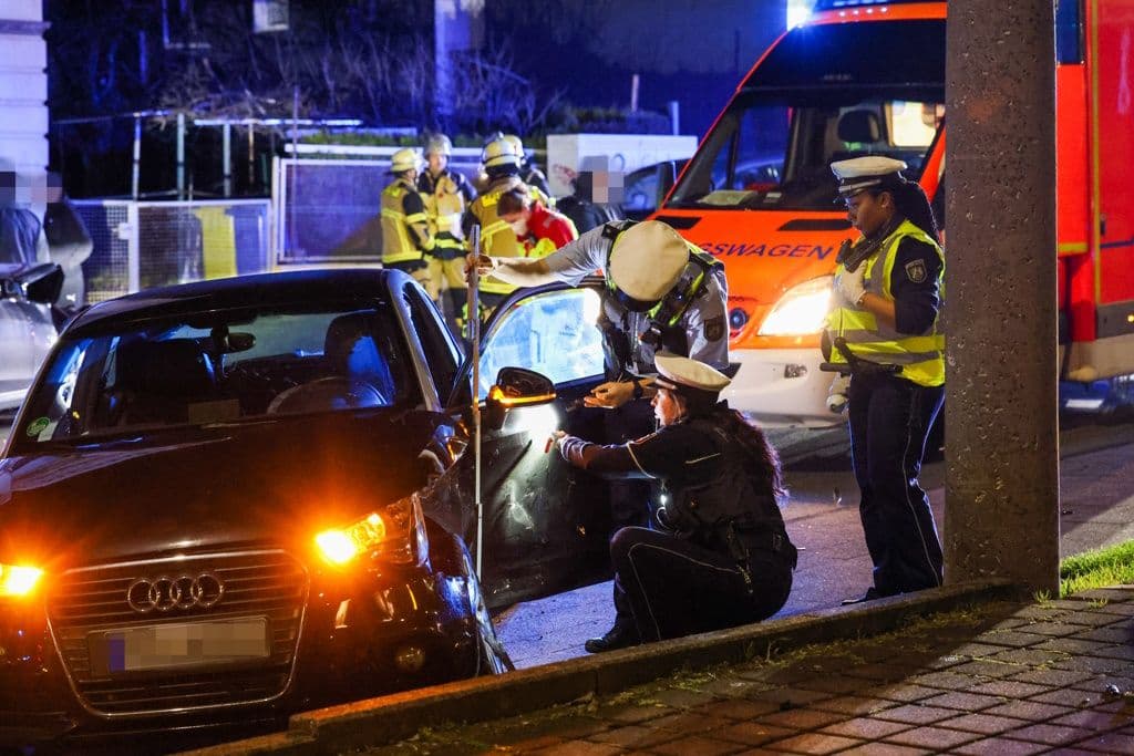 Verkehrsunfall in Solingen-Wald