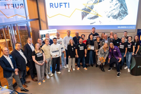 In den Räumen der codecentric AG in Ohligs präsentierten sich jetzt fünf Startups im Finale des 13. berg-pitch, ausgerichtet und veranstaltet von Solingen.Business. (Foto: © Daniel Rüsseler)