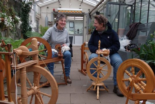 Am Samstag findet im Botanischen Garten das zweite offene Spinntrefffen statt. (Foto: Botanischer Garten Solingen)