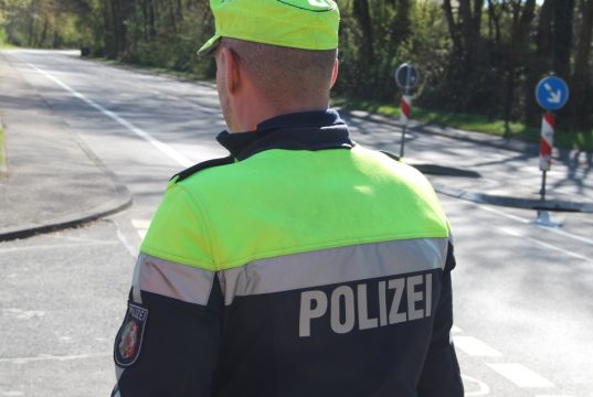 Die Polizei führte am Dienstag Schwerpunkkontrollen im gesamten bergischen Städtedreieck durch. Dabei wurden 774 Personen unter die Lupe genommen. (Archivfoto: B. Glumm)