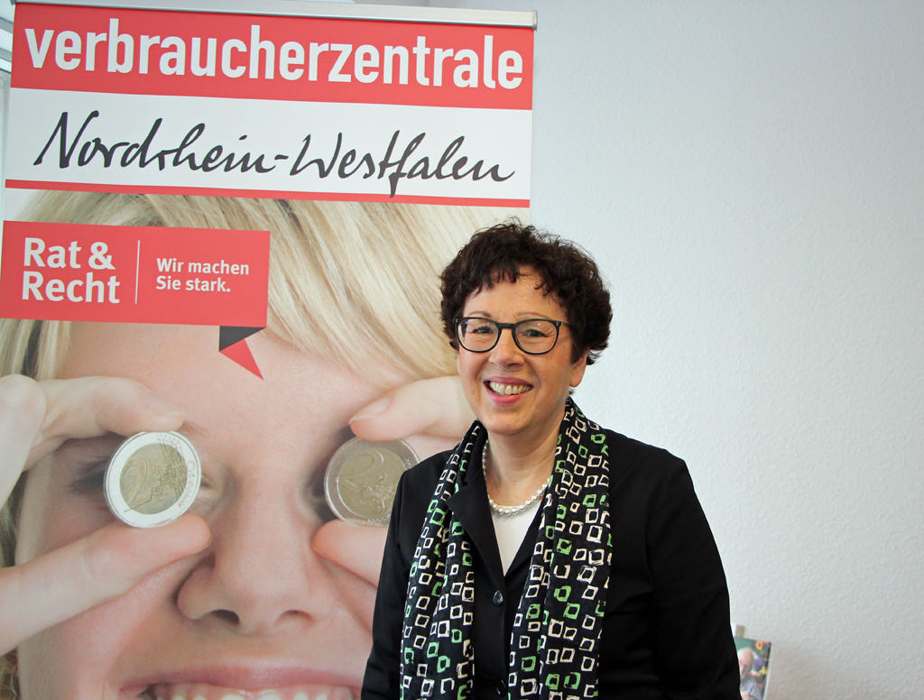 Nach 31 Jahren als Leiterin der Verbraucherzentrale in Solingen darf sich Dagmar Blum nun auf Wanderungen im Bergischen Land freuen. (Foto: © Sandra Grünwald)