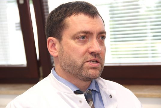 Prof. Dr. Marcel Dihné ist Chefarzt der Neurologie an der St. Lukas Klinik und Experte in Sachen Epilepsie und deren Behandlung. (Archivfoto: © Bastian Glumm)