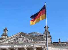 Der Berliner Reichstag. Auch in Solingen wird der Tag der Deutschen Einheit mit einem Festakt im Theater und Konzerthaus begangen. (Archivfoto: B. Glumm)