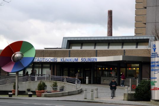 Das Klinikum an der Gotenstraße ist ein Haus der Maiximalversorgung und wird kommunal getragen. (Archivfoto: © B. Glumm)