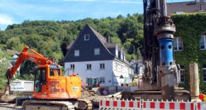 Die Bauarbeiten an der Eschbachstraße in Unterburg laufen auf Hochtouren. (Archivfoto: © Bastian Glumm)