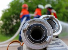 In der Walder Jahnkampfbahn richtet die Jugendfeuerwehr eine sogenannte Leistungsspangen-Abnahme aus. (Foto: Tim Oelbermann)