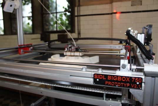 Das 3D-Netzwerk, eine Initiative der Wirtschaftsförderung Solingen, ist weiter auf Expansionskurs und präsentiert das „voestalpine Additive Manufacturing Center“ als 250. Netzwerkpartner. (Foto: © 3D-Netzwerk)