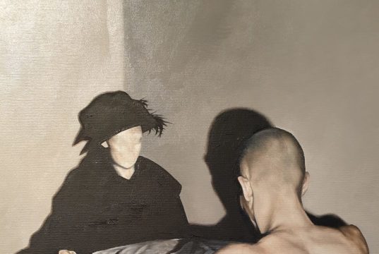 Dieses 60 x 50 cm große Gemälde der Künstlerin Ciana Fitzgerald, in Öl auf Leinwand gehalten, trägt den Titel „Im Widerspruch“. (Foto: © Veranstalter)