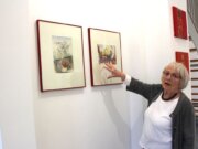 Die Künstlerin Ulle Huth hat sich mit dem Werk von Friedel Feldbusch beschäftigt. (Foto © Sandra Grünwald)