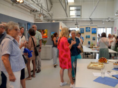 Am vergangenen Samstag fand im Atelier Silke Widenka die Vernissage der Ausstellung „Kunstvoll“ statt. (Foto: © Martina Hörle)