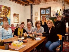 Bei den offenen Treffs können Interessierte alte und neue Möglichkeiten zur Deutung der Karten lernen und ausprobieren. Die Methoden ermöglichen auch Anfängern einen schnellen Einstieg. (Foto: © Veranstalter)